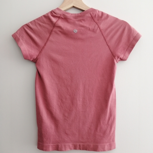 Lululemon Swiftly Tech Short Sleeve T-Shirt Brier Rose Pink Size 2 - Picture 4 of 15